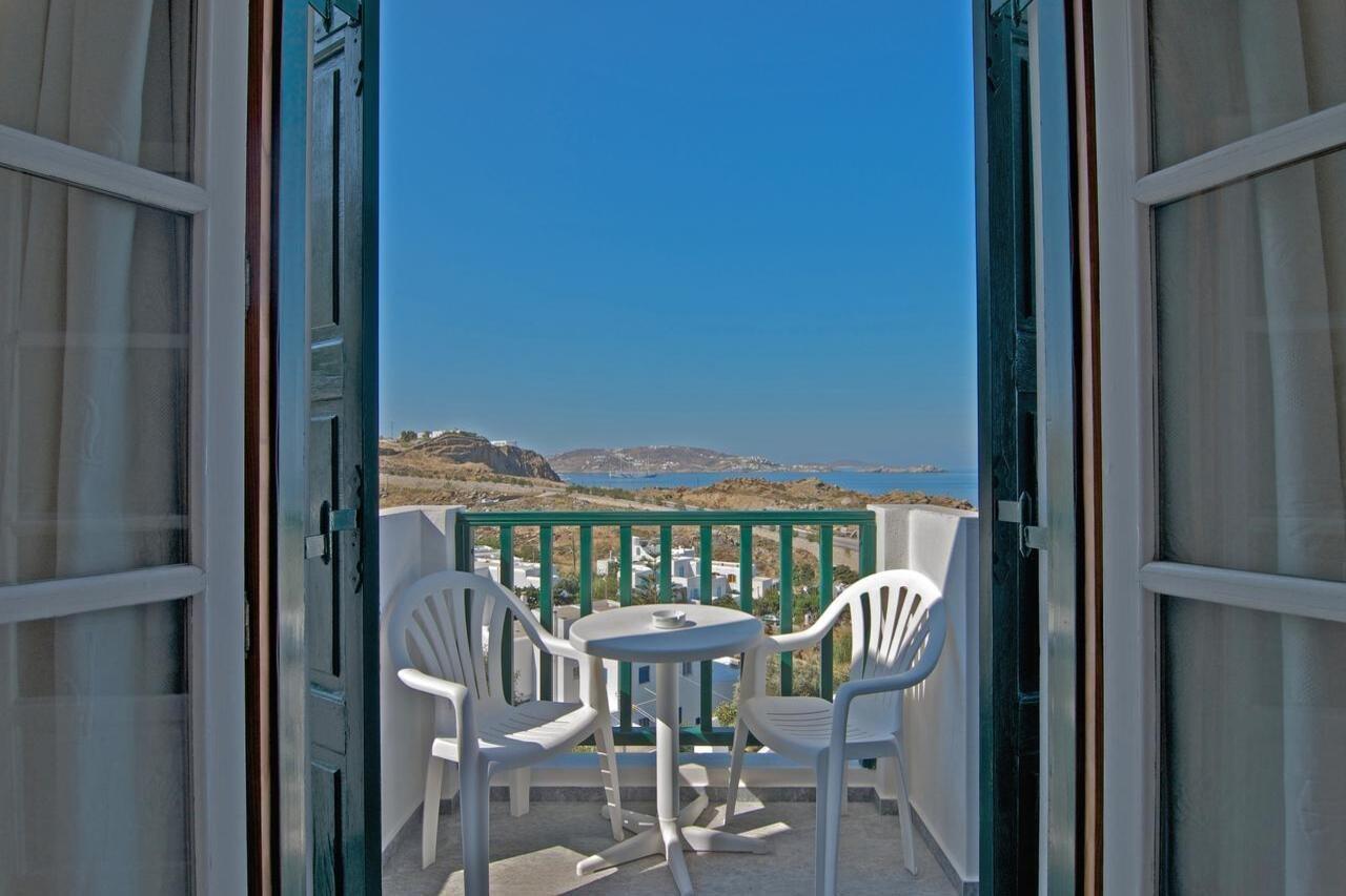Alex Hotel Tourlos Bagian luar foto
