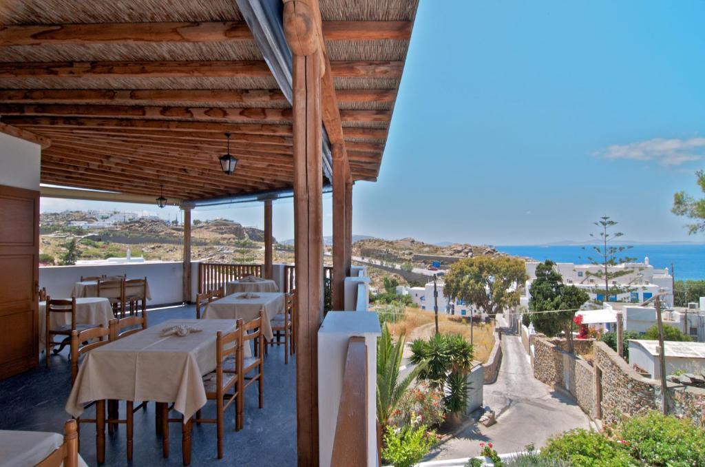 Alex Hotel Tourlos Bagian luar foto