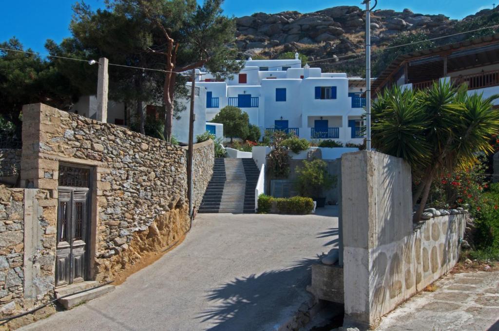 Alex Hotel Tourlos Bagian luar foto